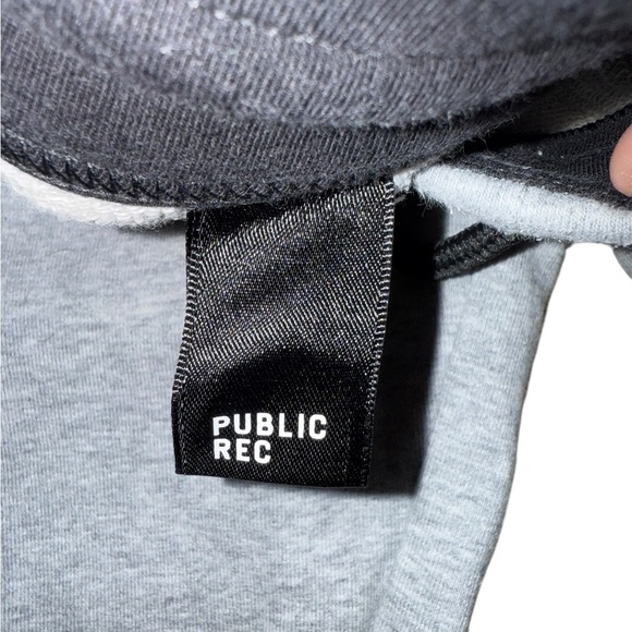 Public Rec Weekender Joggers – Size 34/32 – Heather Silver - Picture 5 of 8